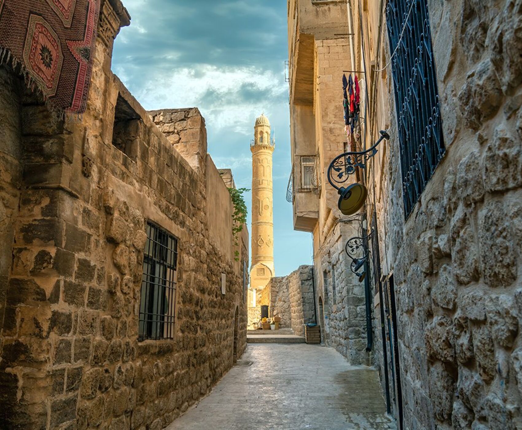 UÇAKLI VAN BAŞKALE YÜKSEKOVA HAKKARİ ŞIRNAK CİZRE DİYARBAKIR
