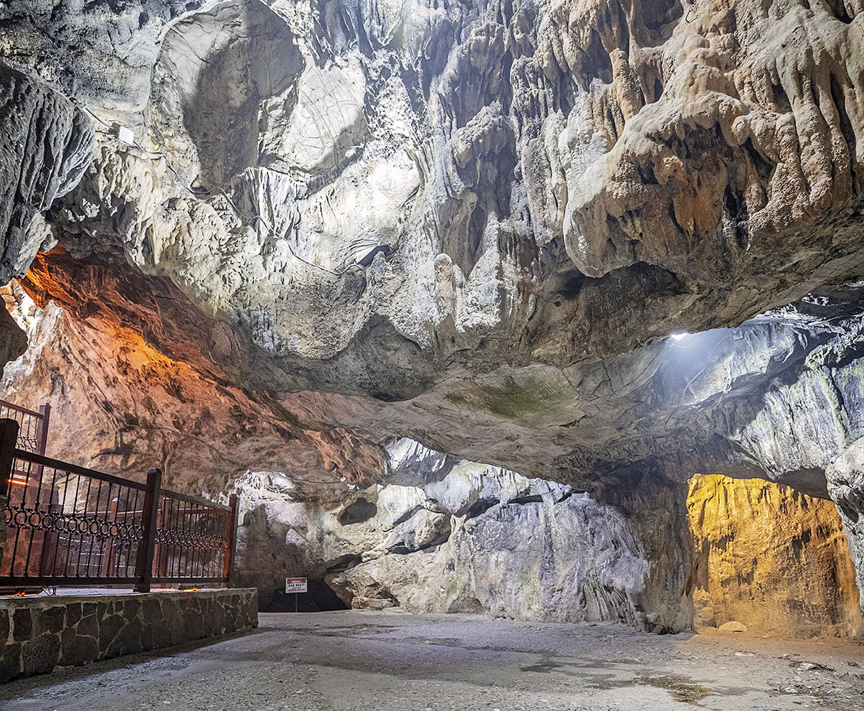 OTOBÜSLÜ MERSİN TARSUS TURU