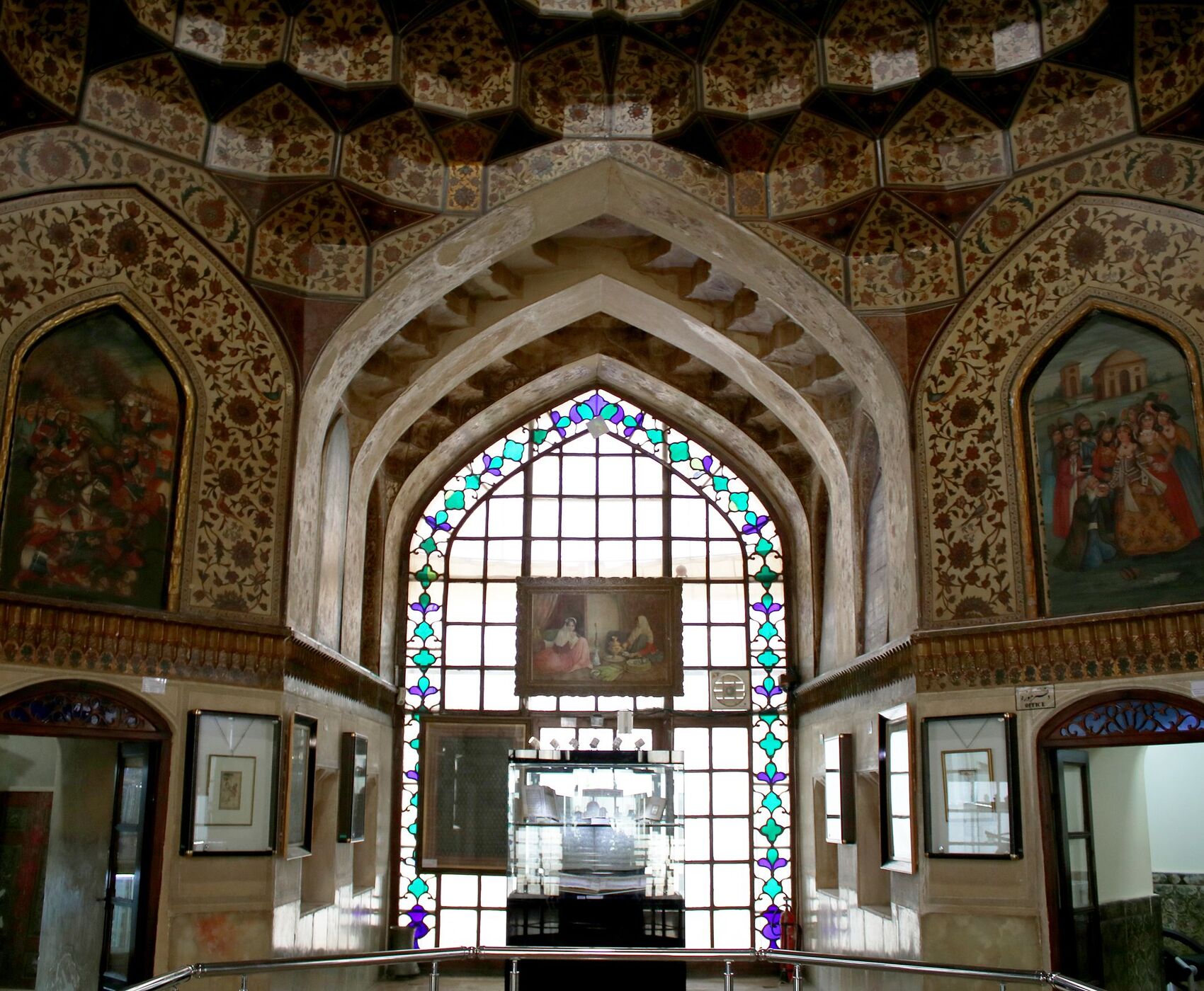 ANTALYA VE İSTANBUL DAN UÇAKLI BÜYÜK İRAN TURU