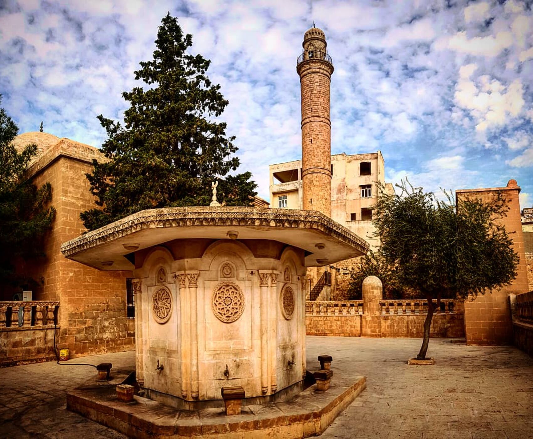 UÇAKLI GAP  İNCİLERİ ( NEMRUT & GÖBEKLİTEPE & MARDİN )