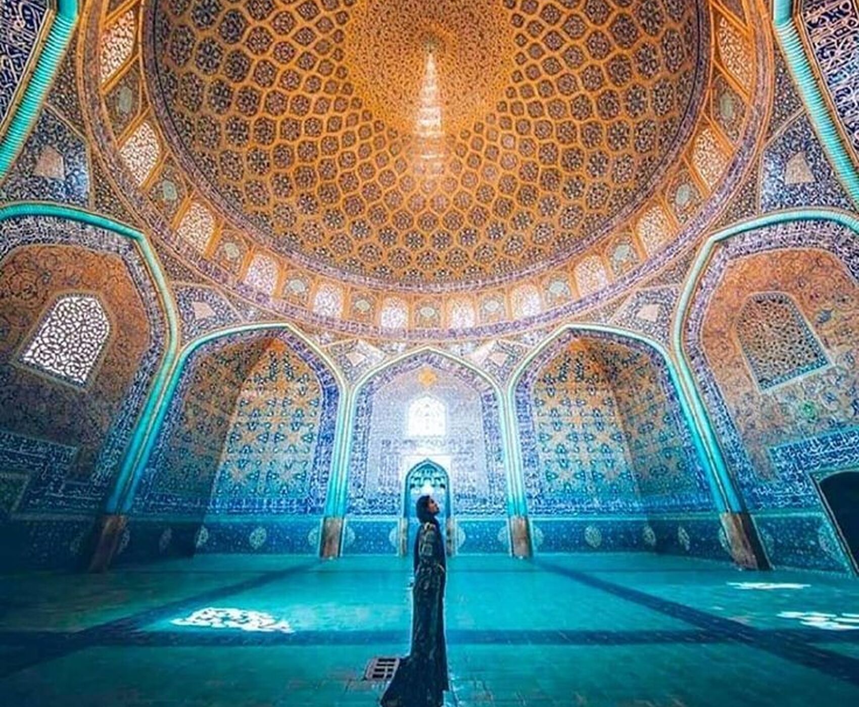 ANTALYA VE İSTANBUL DAN UÇAKLI BÜYÜK İRAN TURU