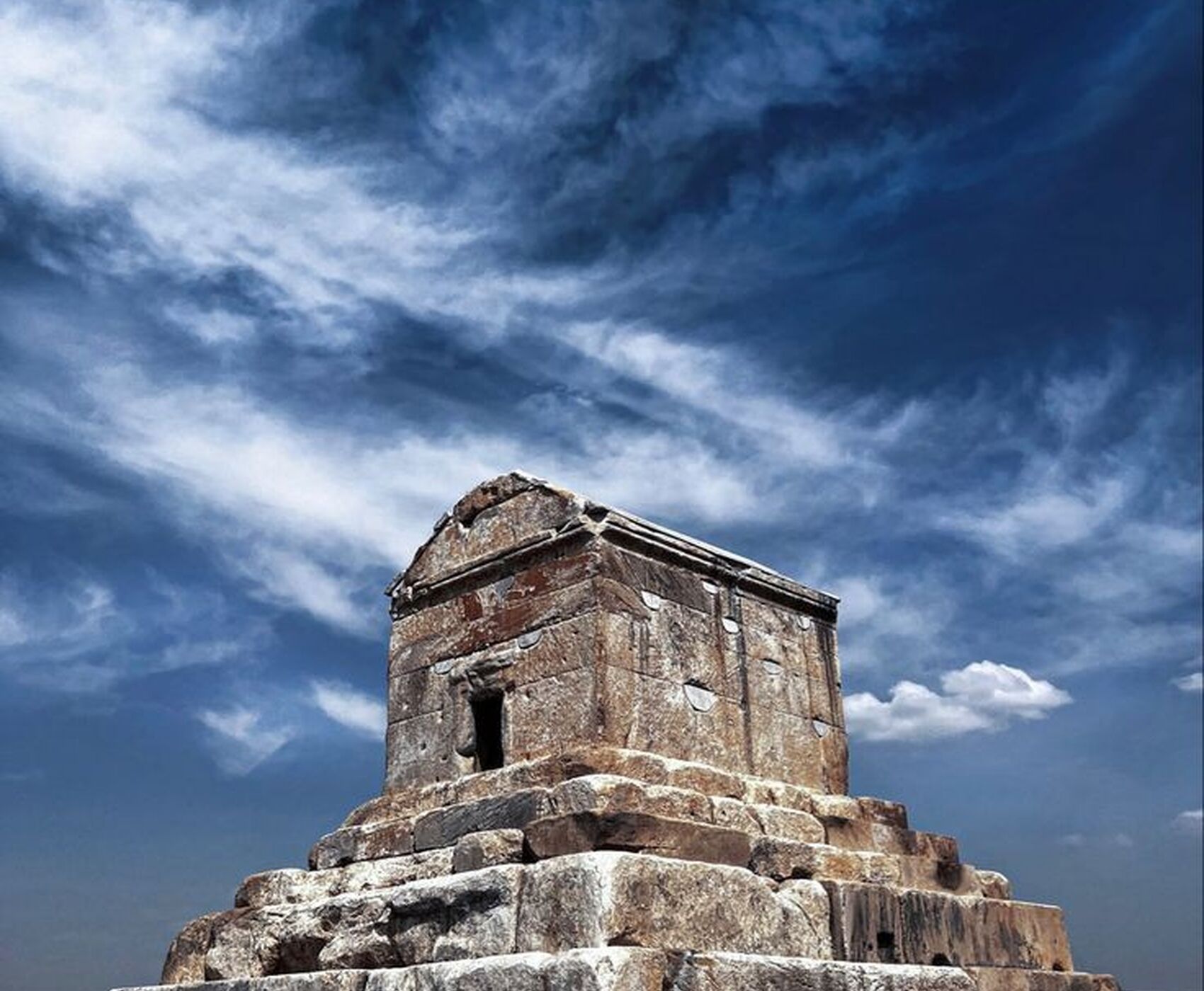 ANTALYA VE İSTANBUL DAN UÇAKLI BÜYÜK İRAN TURU