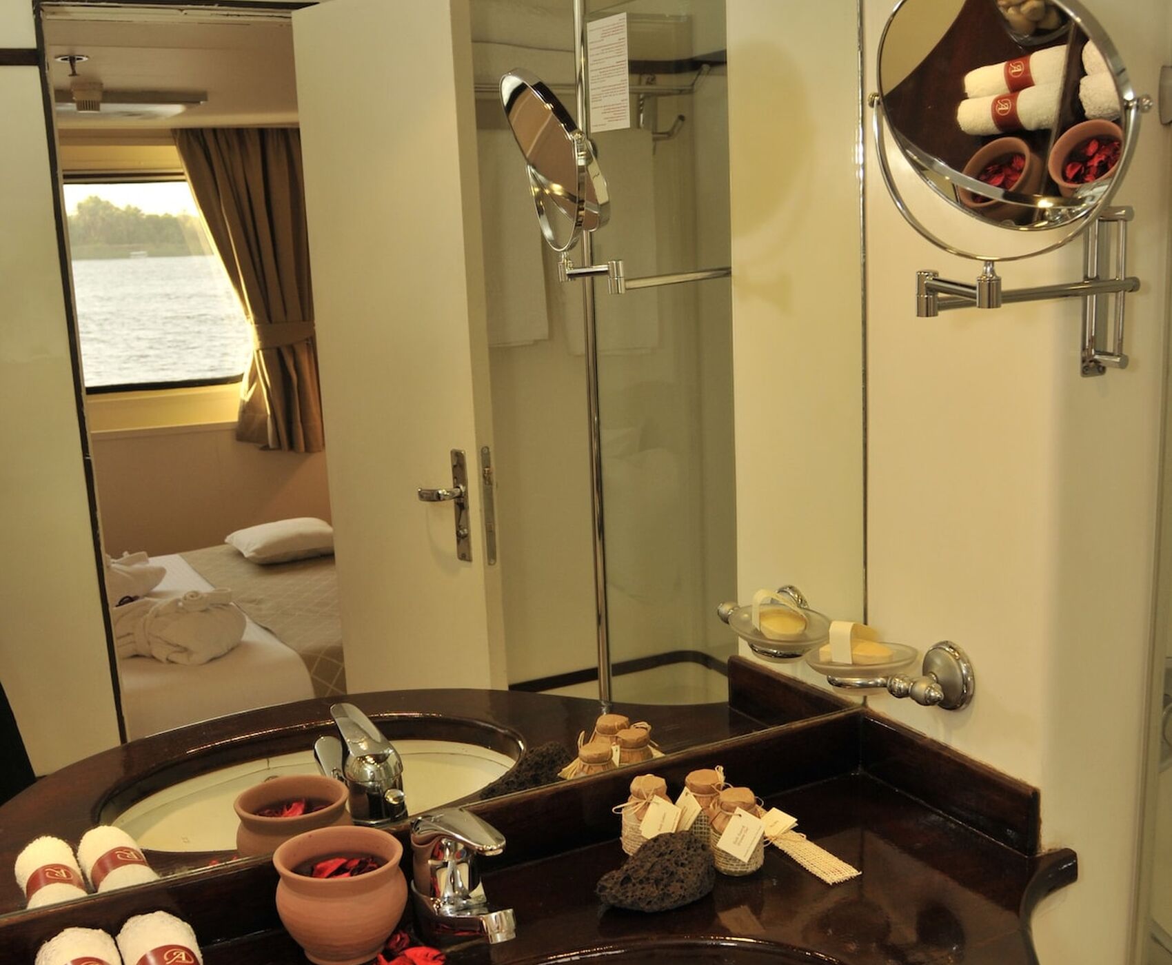 İSTANBUL ÇIKIŞLI HERŞEY DAHİL BAŞTAN BAŞA MISIR & ÜRDÜN