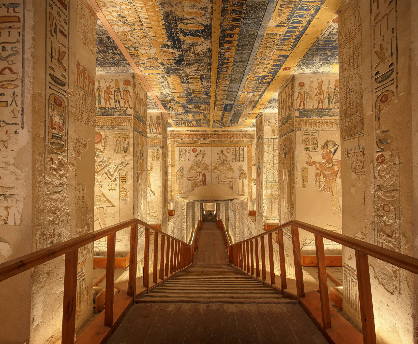 İSTANBUL ÇIKIŞLI NİL CRUİSE GEMİSİ İLE GİZEMLİ MISIR KAHİRE & PİRAMİTLER & ASWAN & LUXOR & TAPINAKLAR & HURGADA