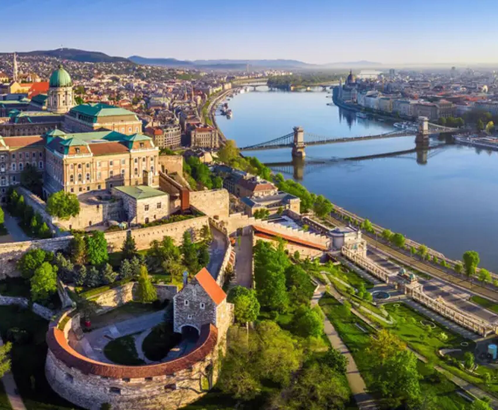 ANTALYA DAN DİREKT UÇAKLI BUDAPEŞTE & VİYANA & PRAG (ORTA AVRUPA ) 