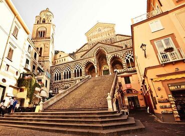 Güney İtalya (Amalfi Kıyıları & Bari Puglia) Turu Thy ile (Ağustos 2026) 5 gece (BRI-NAP)-AKŞAM DÖNER