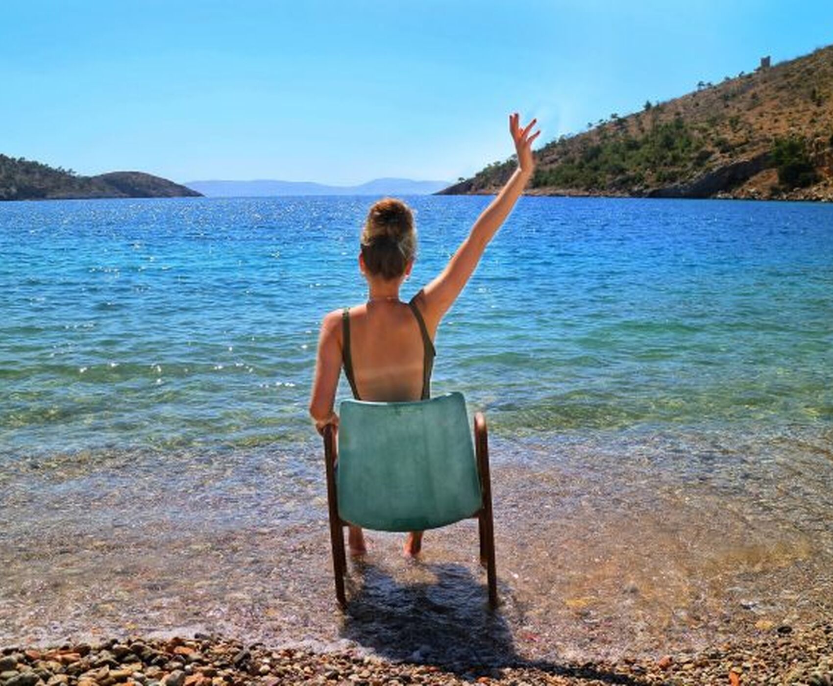 SAKIZ ADASI TURU ( TÜRKCE REHBERLİ + TURLAR DAHİL )