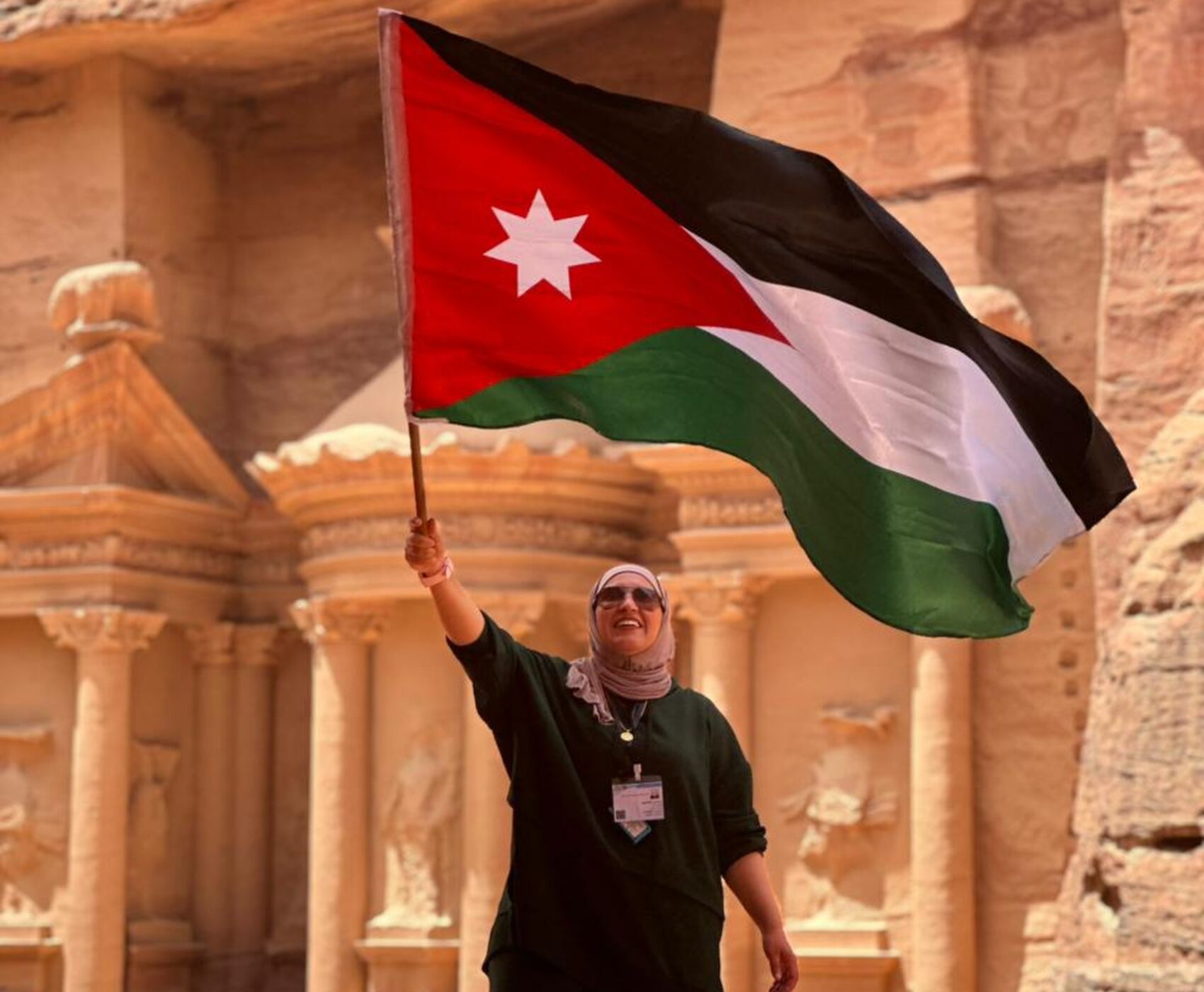 ANTALYA ÇIKIŞLI VİZESİZ HER ŞEY DAHİL BAŞTAN BAŞA ÜRDÜN KEŞİF TURU