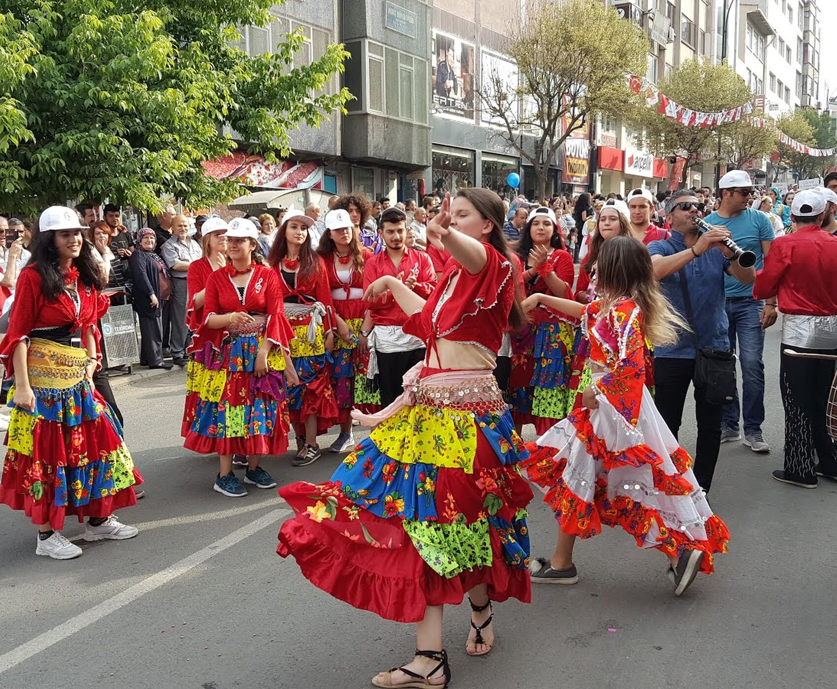 UÇAKLI İSTANBUL & EDİRNE KAKAVA ŞENLİKLERİ  