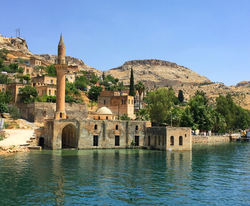 UÇAKLI DİYARBAKIR MARDİN GÖBEKLİTEPE NEMRUT GAZİANTEP